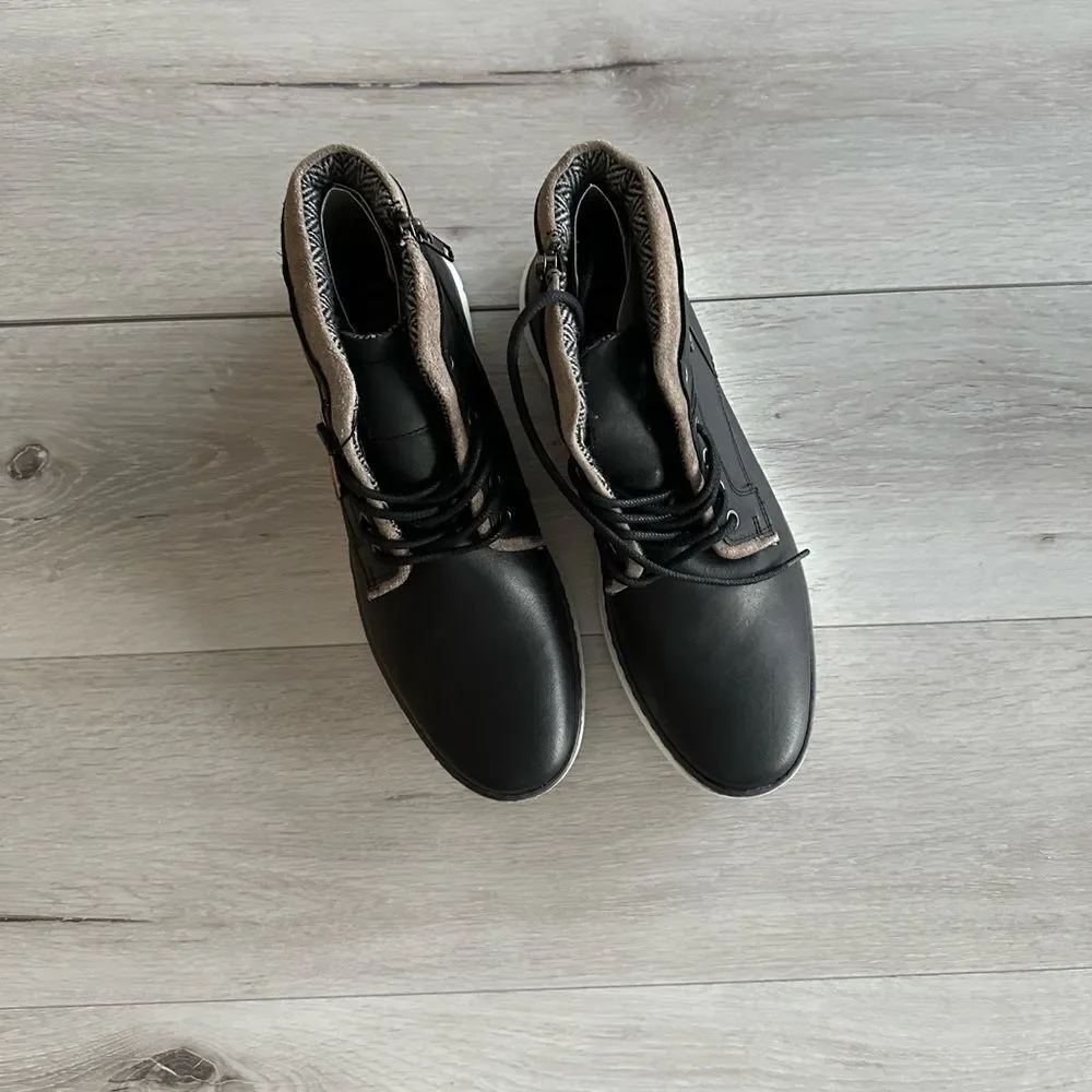 Crevo Finnegan Leather Boot BLACK 10.5 STITCH‎ FIX NWT IN PACKAGE